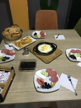 Imagen de la habitación del Grand Efe Otel. Foto 15