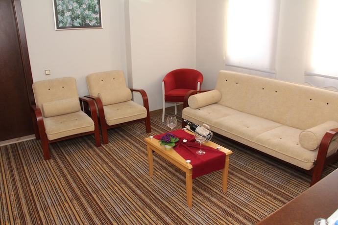 Imagen de la habitación del Grand Eras Hotel. Foto 10