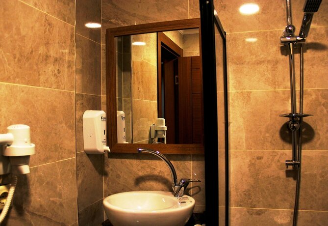 Imagen general del Grand Gross Hotel, Fatih. Foto 11