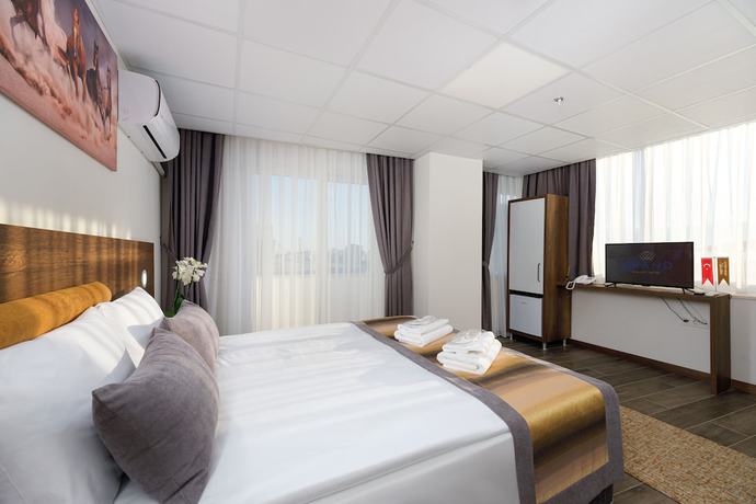 Imagen de la habitación del Grand Gulluk Hotel And Spa. Foto 5