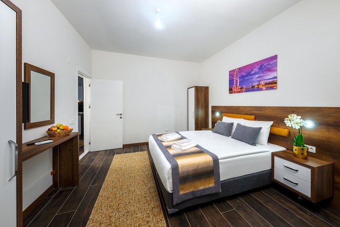 Imagen de la habitación del Grand Gulluk Hotel And Spa. Foto 8