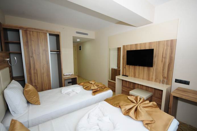 Imagen de la habitación del Grand Hekimoglu Hotel. Foto 7