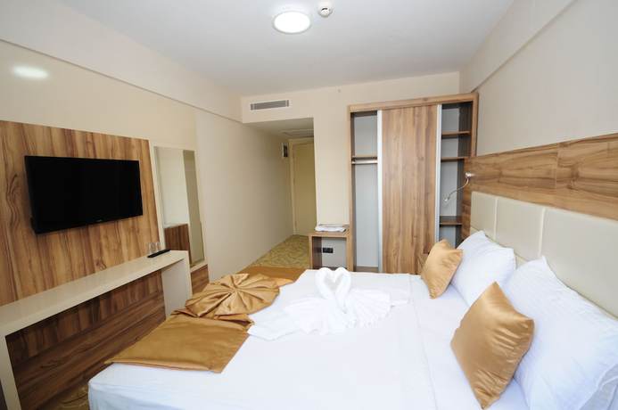 Imagen de la habitación del Grand Hekimoglu Hotel. Foto 13