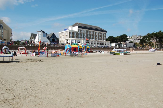 Imagen de los exteriores del Grand H&ocirc;tel de Trestraou. Foto 13