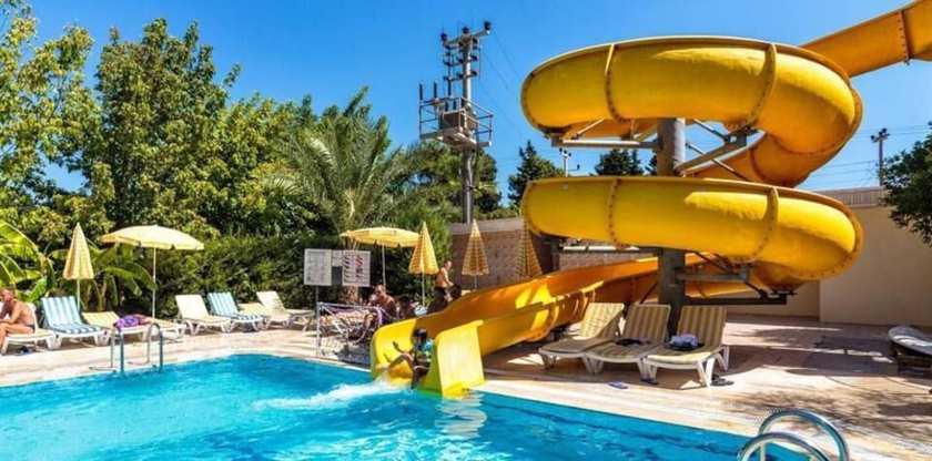 Imagen general del Grand Hotel Derin. Foto 5