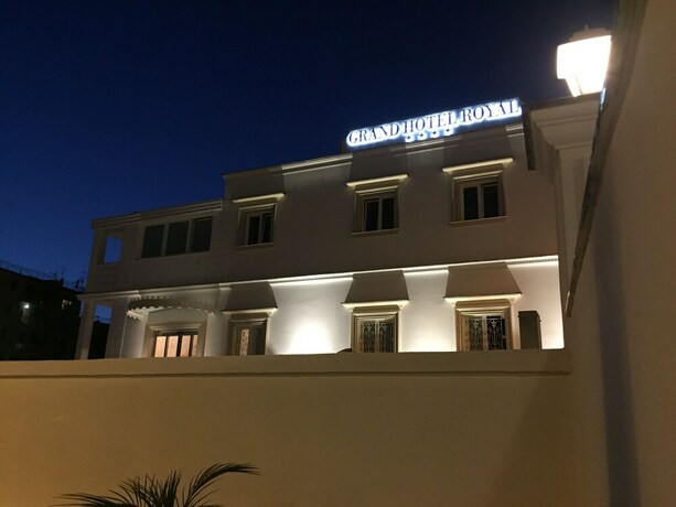 Imagen general del Grand Hotel Royal. Foto 12