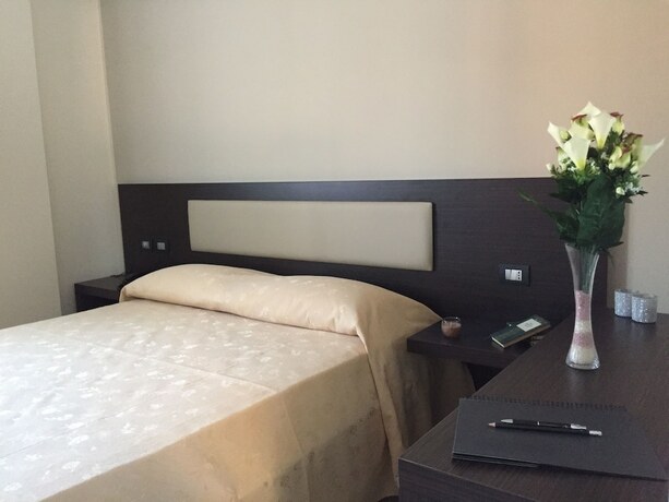 Imagen de la habitación del Grand Hotel Royal. Foto 25