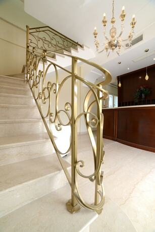 Imagen de los interiores del Grand Hotel Royal. Foto 35