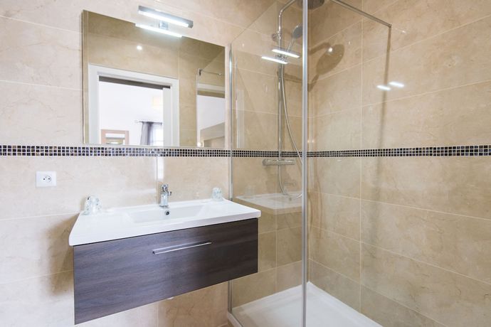 Imagen de la habitación del Grand Hotel, Sainte-Foy-la-Grande. Foto 12