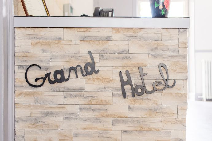 Imagen de los interiores del Grand Hotel, Sainte-Foy-la-Grande. Foto 20