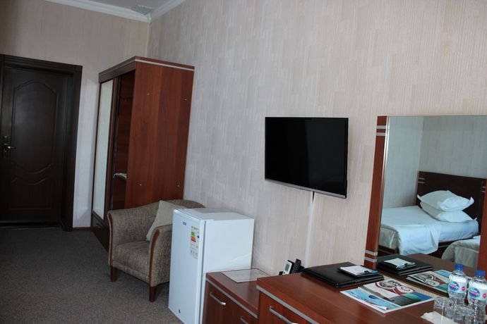Imagen de la habitación del Grand Hotel Zarafshan. Foto 18
