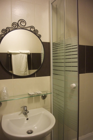 Imagen de la habitación del Grand Hotel de Clermont. Foto 2