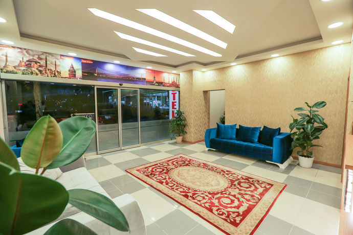 Imagen del bar/restaurante del Grand Istanbul Airport Hotel. Foto 3