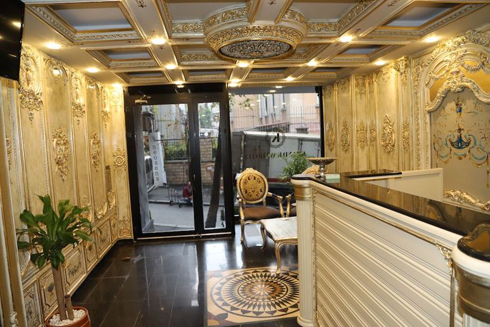 Imagen de los interiores del Grand Kavi Hotel. Foto 19