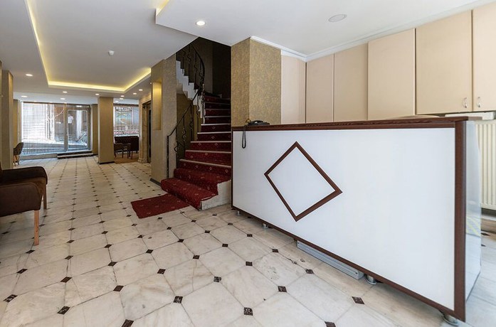 Imagen de los interiores del Grand Kybele Hotel. Foto 17