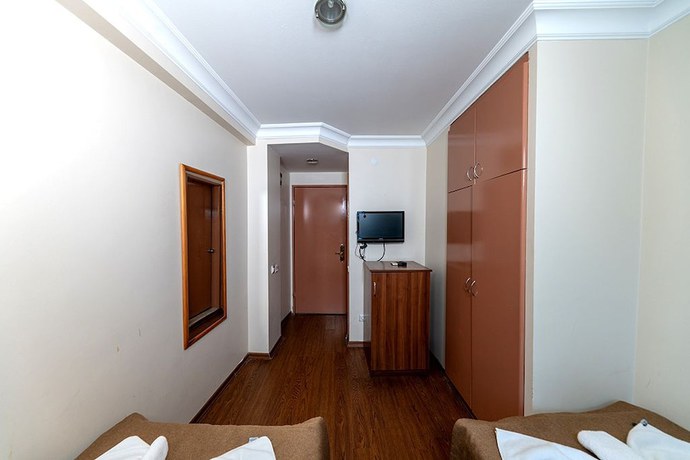 Imagen de la habitación del Grand Kybele Hotel. Foto 8