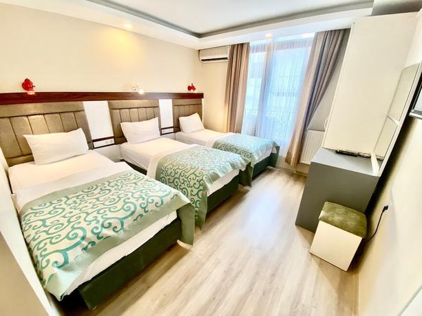 Imagen de la habitación del Grand Lara Hotel. Foto 7