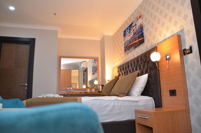 Imagen de la habitación del Grand Lark Otel. Foto 5