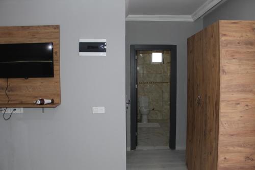 Imagen de la habitación del Grand Niki Hotel & Spa. Foto 18
