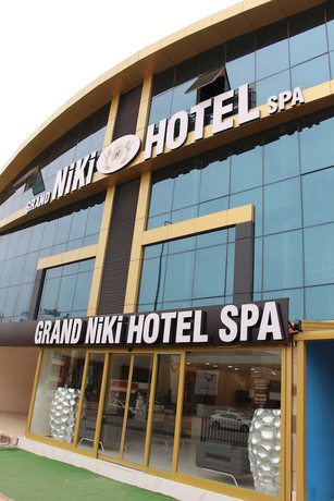Imagen general del Grand Niki Hotel and Spa. Foto 1