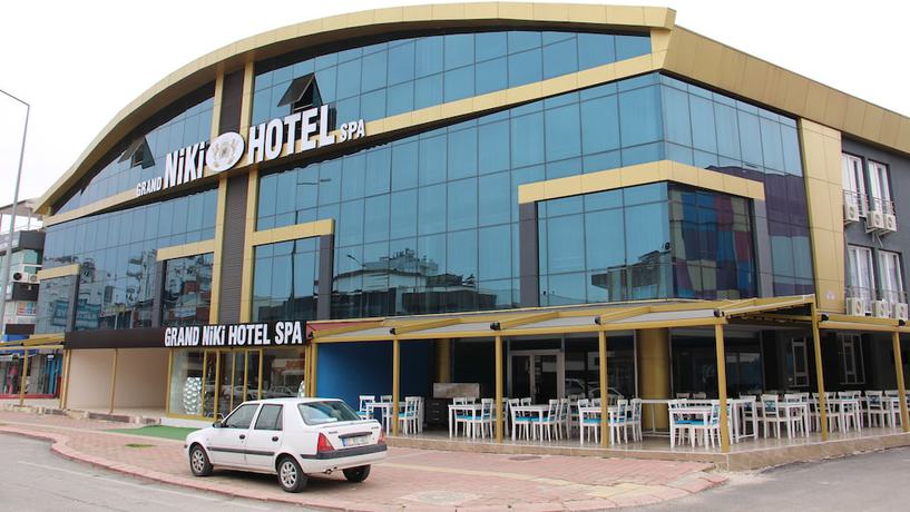 Imagen general del Grand Niki Hotel and Spa. Foto 5