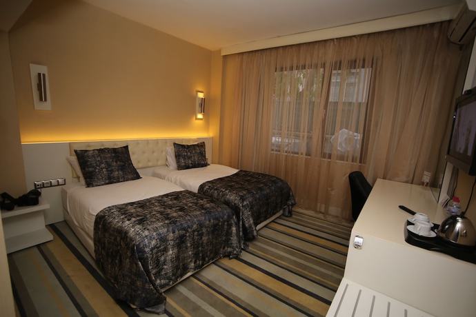 Imagen de la habitación del Grand Nora Hotel. Foto 8