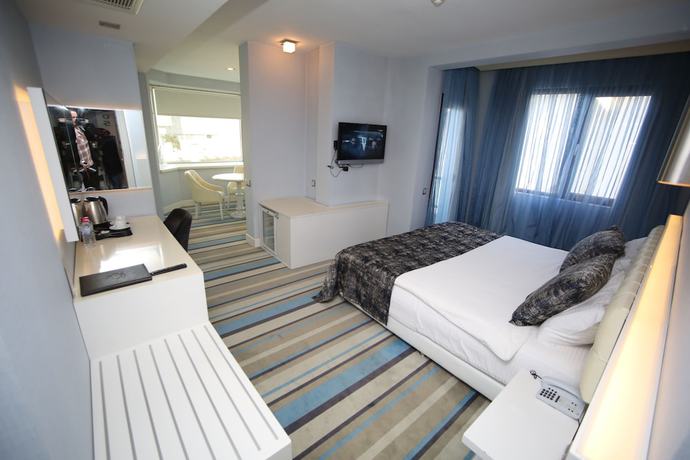 Imagen de la habitación del Grand Nora Hotel. Foto 12