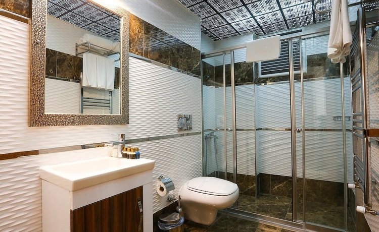 Imagen de la habitación del Grand Pasabey Otel. Foto 15