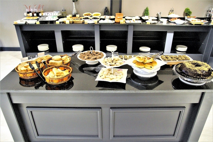 Imagen del bar/restaurante del Grand Pasabey Otel. Foto 2