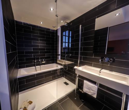 Imagen de la habitación del Grand Place Hôtel. Foto 5