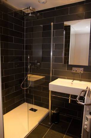 Imagen de la habitación del Grand Place Hôtel. Foto 14