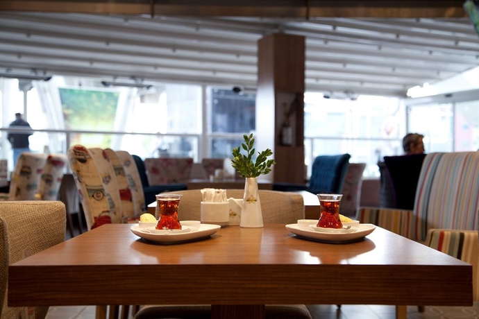 Imagen del bar/restaurante del Grand Plaza, Esenyurt. Foto 8