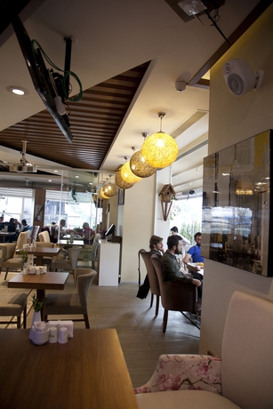 Imagen del bar/restaurante del Grand Plaza, Esenyurt. Foto 9