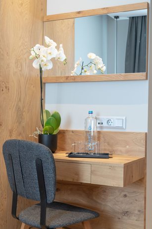 Imagen de la habitación del Grand Port Suites Thessaloniki. Foto 7