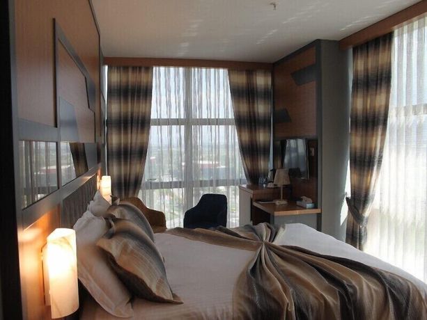 Imagen de la habitación del Grand Rimedya Hotel Bursa. Foto 16