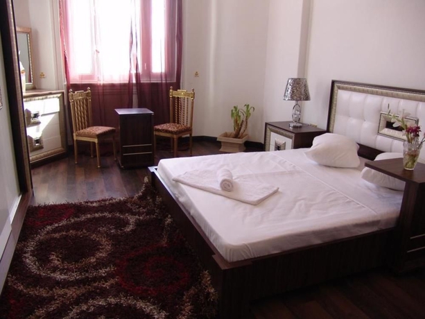 Imagen de la habitación del Grand Royal, El Cairo. Foto 3