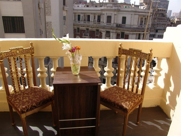 Imagen de los exteriores del Grand Royal, El Cairo. Foto 10