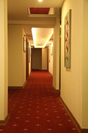 Imagen general del Grand Safir Hotel. Foto 2