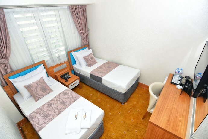 Imagen de la habitación del Grand Sah Otel. Foto 15