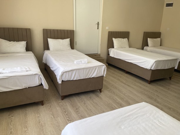 Imagen de la habitación del Grand Sami Hotel. Foto 5