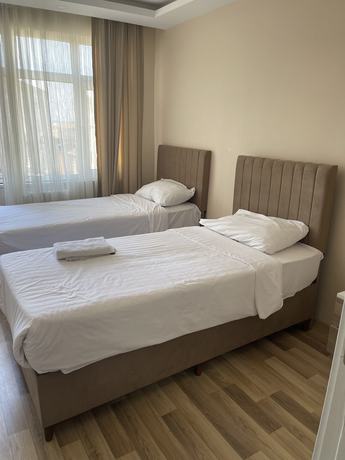 Imagen de la habitación del Grand Sami Hotel. Foto 7