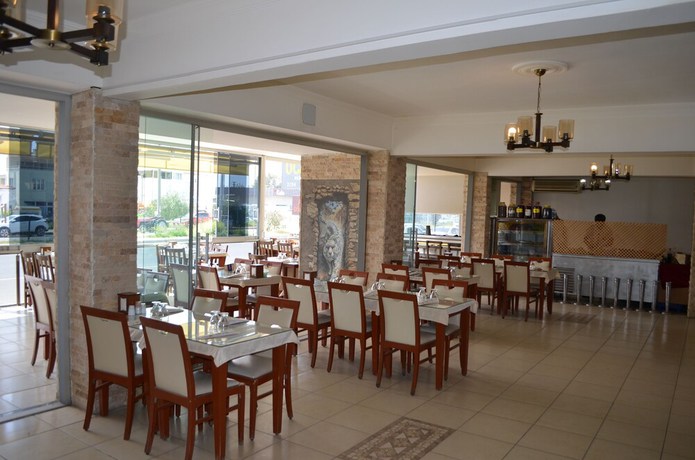 Imagen del bar/restaurante del Grand See Day Hotel. Foto 3