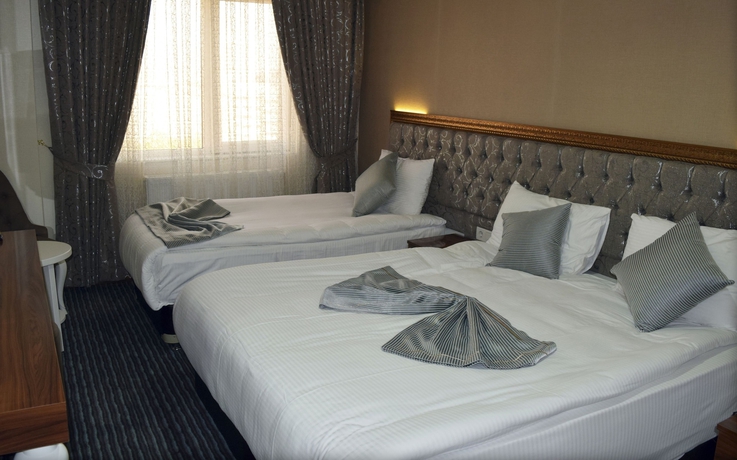 Imagen de la habitación del Grand Sera Hotel. Foto 5