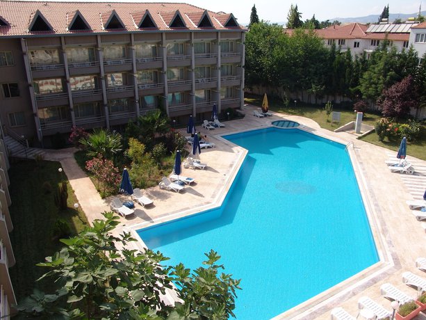 Imagen de la piscina del Grand Sevgi Hotel. Foto 17