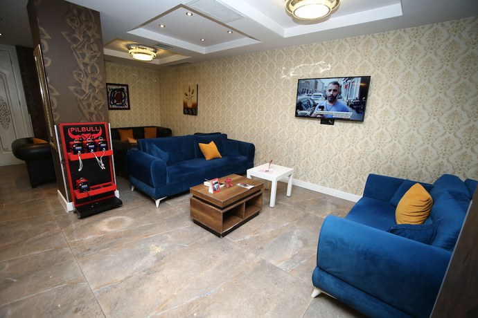 Imagen de los interiores del Grand Silay Hotel. Foto 11
