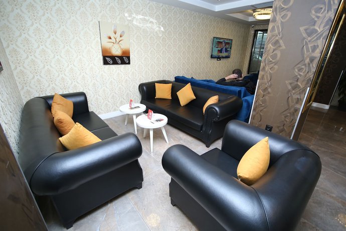 Imagen de los interiores del Grand Silay Hotel. Foto 19