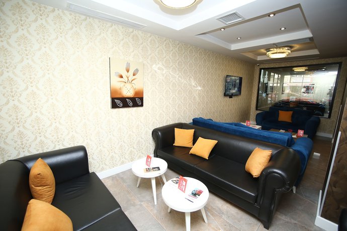 Imagen de los interiores del Grand Silay Hotel. Foto 20