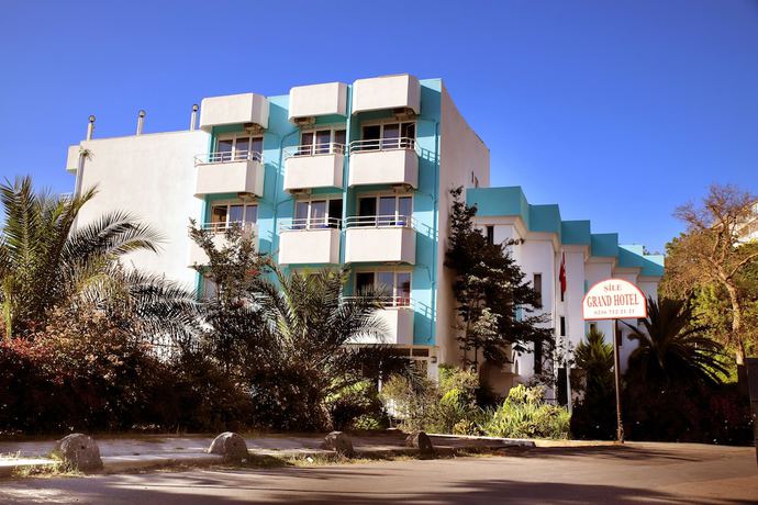 Imagen de los interiores del Grand Sile Hotel. Foto 8