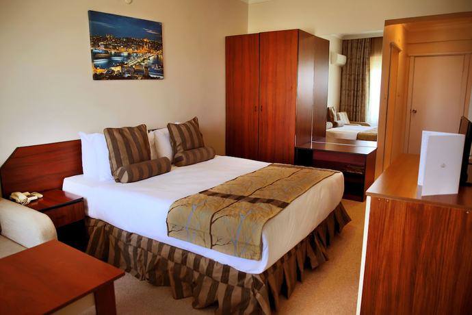 Imagen de la habitación del Grand Sile Hotel. Foto 4