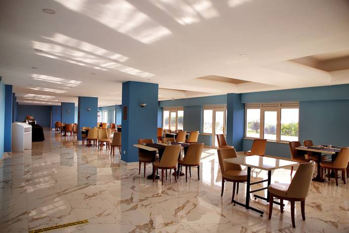 Imagen de los interiores del Grand Sile Hotel. Foto 9
